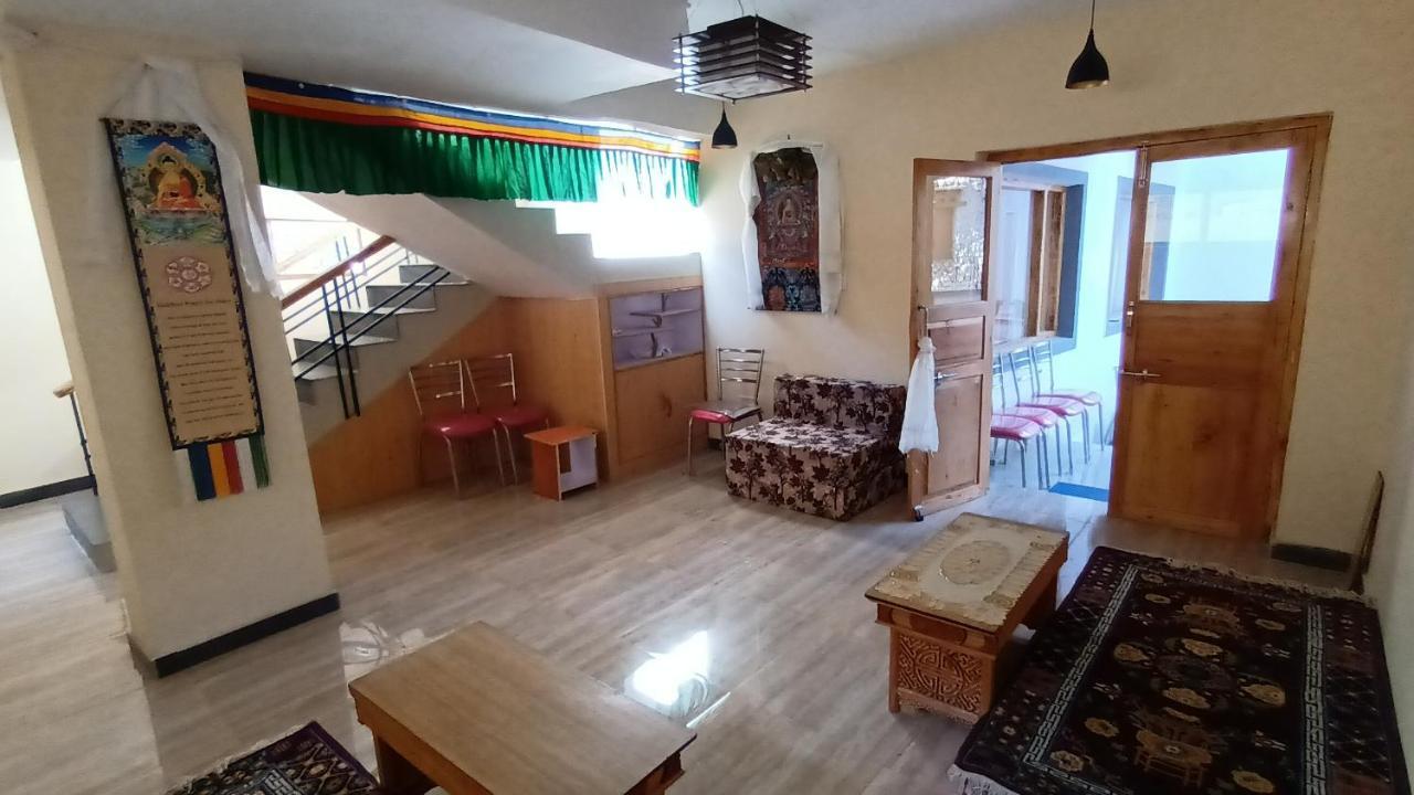 Gonbo Guest House Leh Zewnętrze zdjęcie